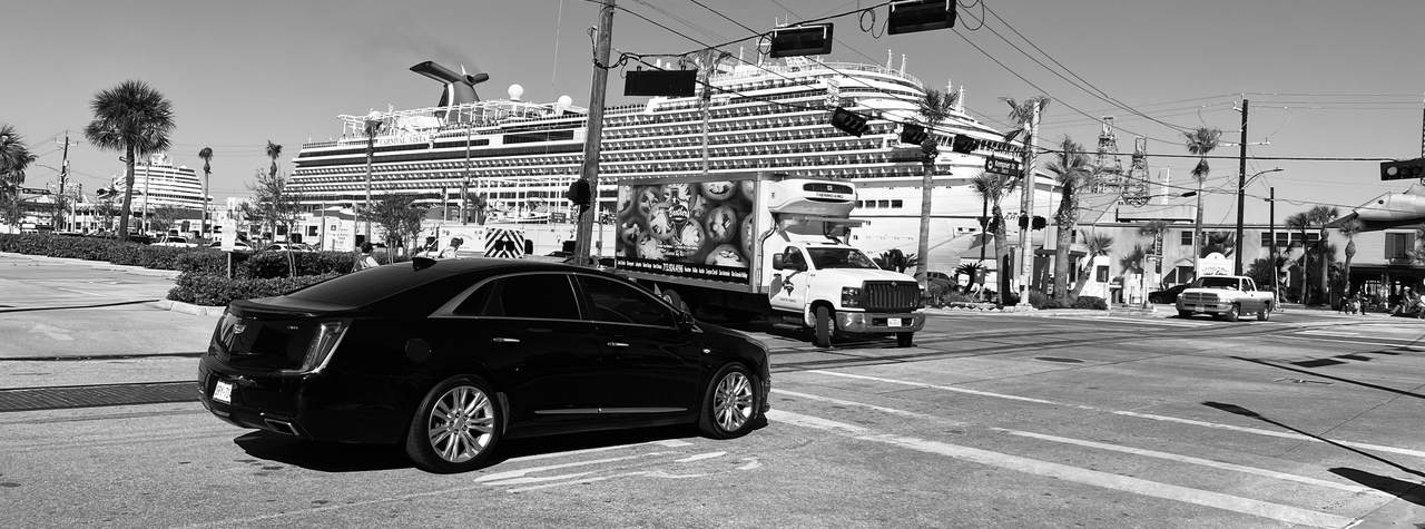Galveston Cadillac XTS sedan harborside — Houston Limo Chauffeur