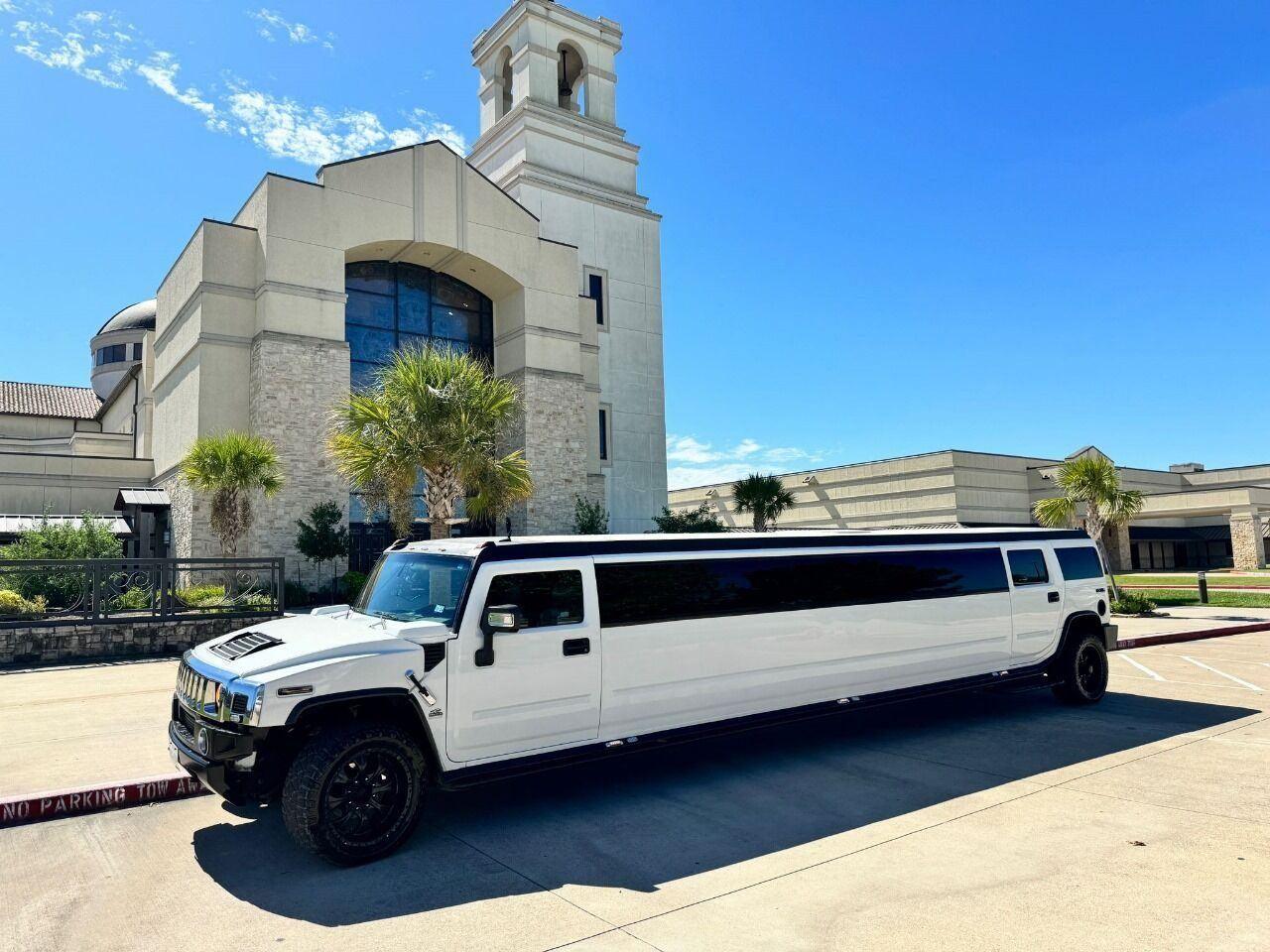 Hummer H2 stretch limousine — Houston Limo Chauffeur