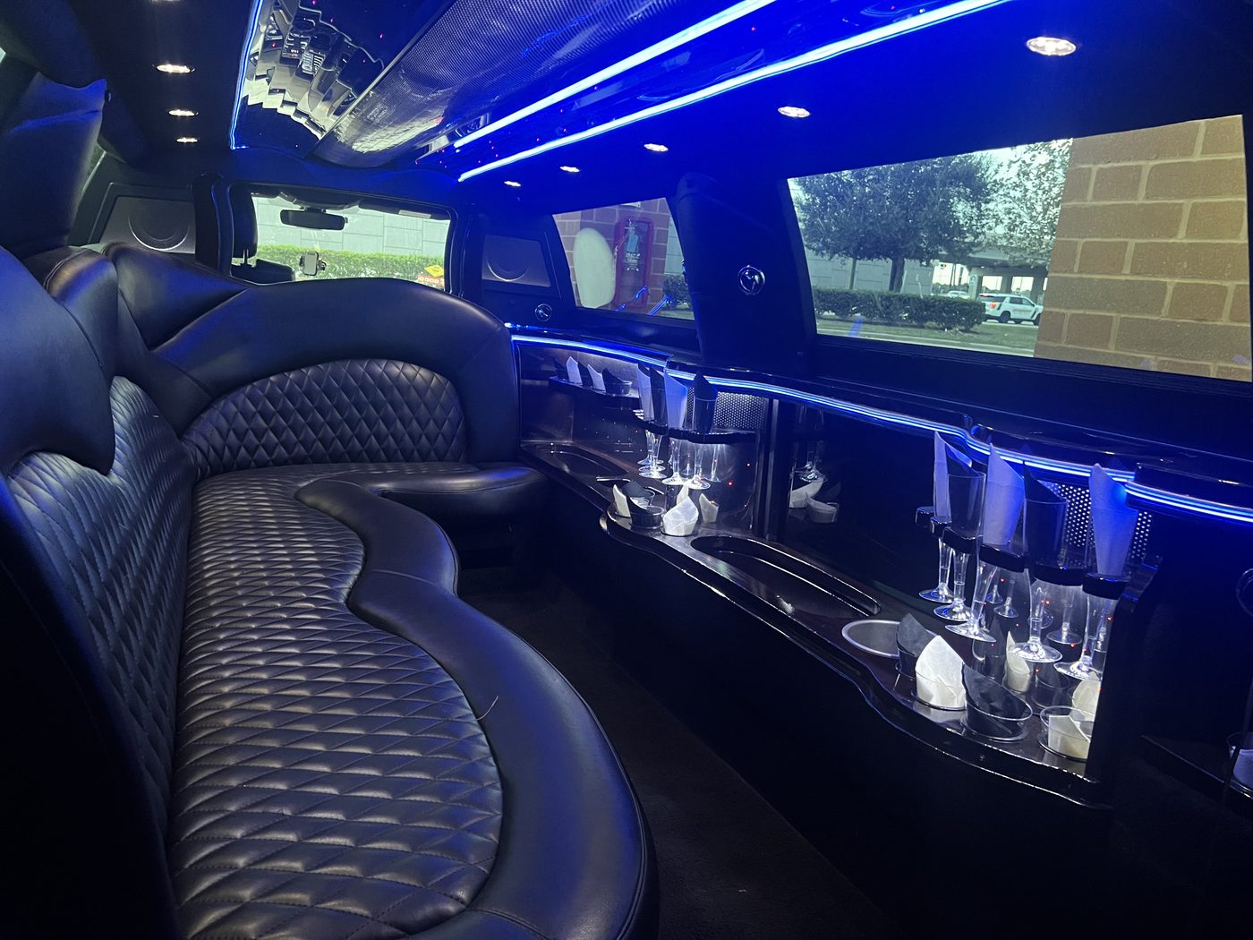 Lincoln MKT stretch limousine interior — Houston Limo Chauffeur